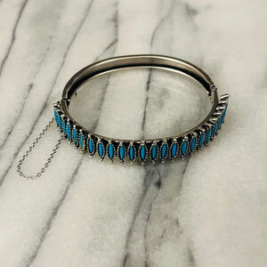 Vintage Women's‎ Unbranded Bangle Bracelet One Size Silver Faux Turquoise